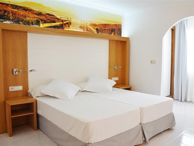 Hotel Apartamentos Vibra San Marino San Antonio  Kültér fotó